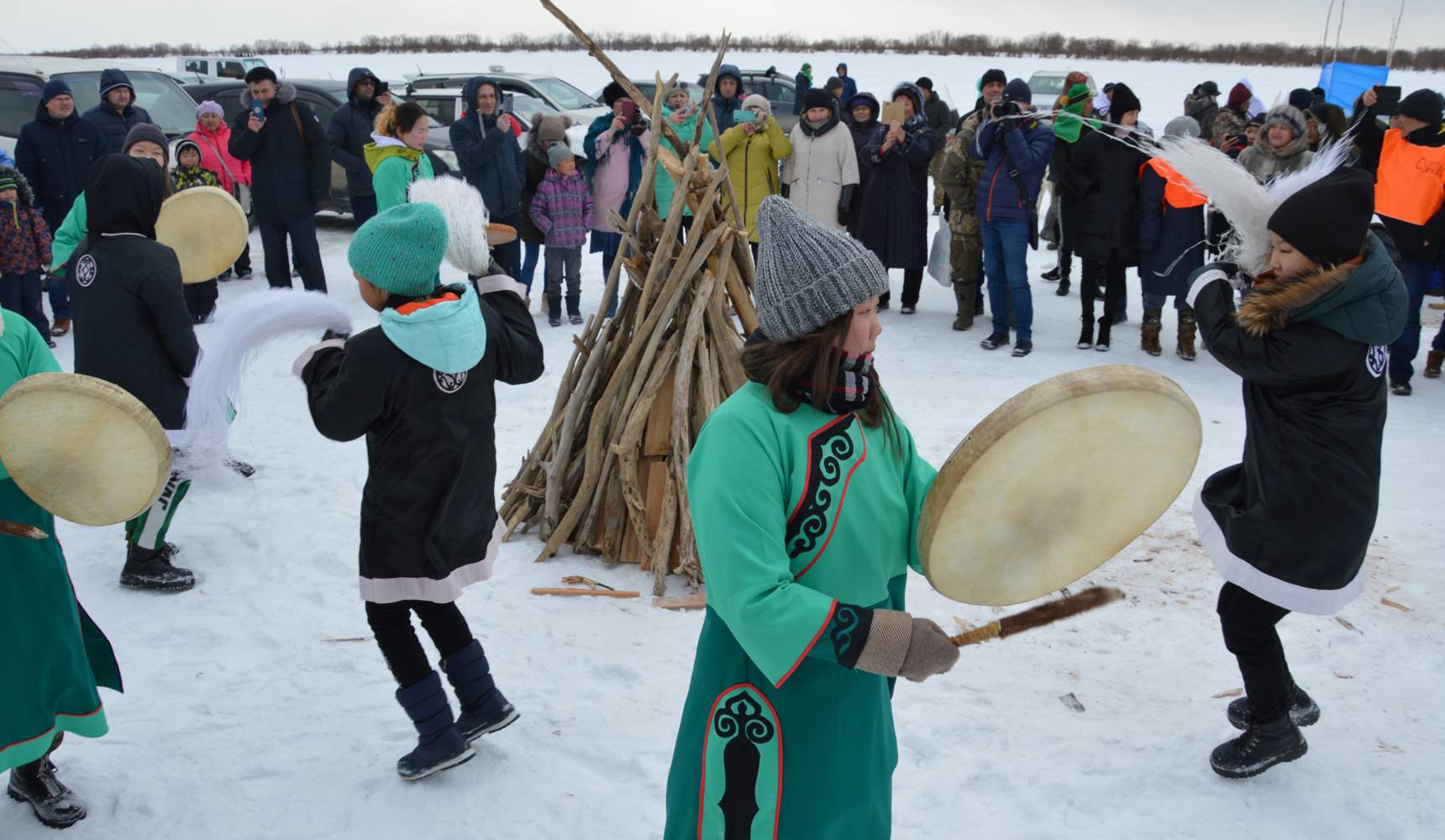 В селе Ачан выбрали лучшего охотника