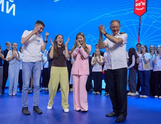 В Арктику на "Ледоколе знаний" В Арктику на "Ледоколе знаний"