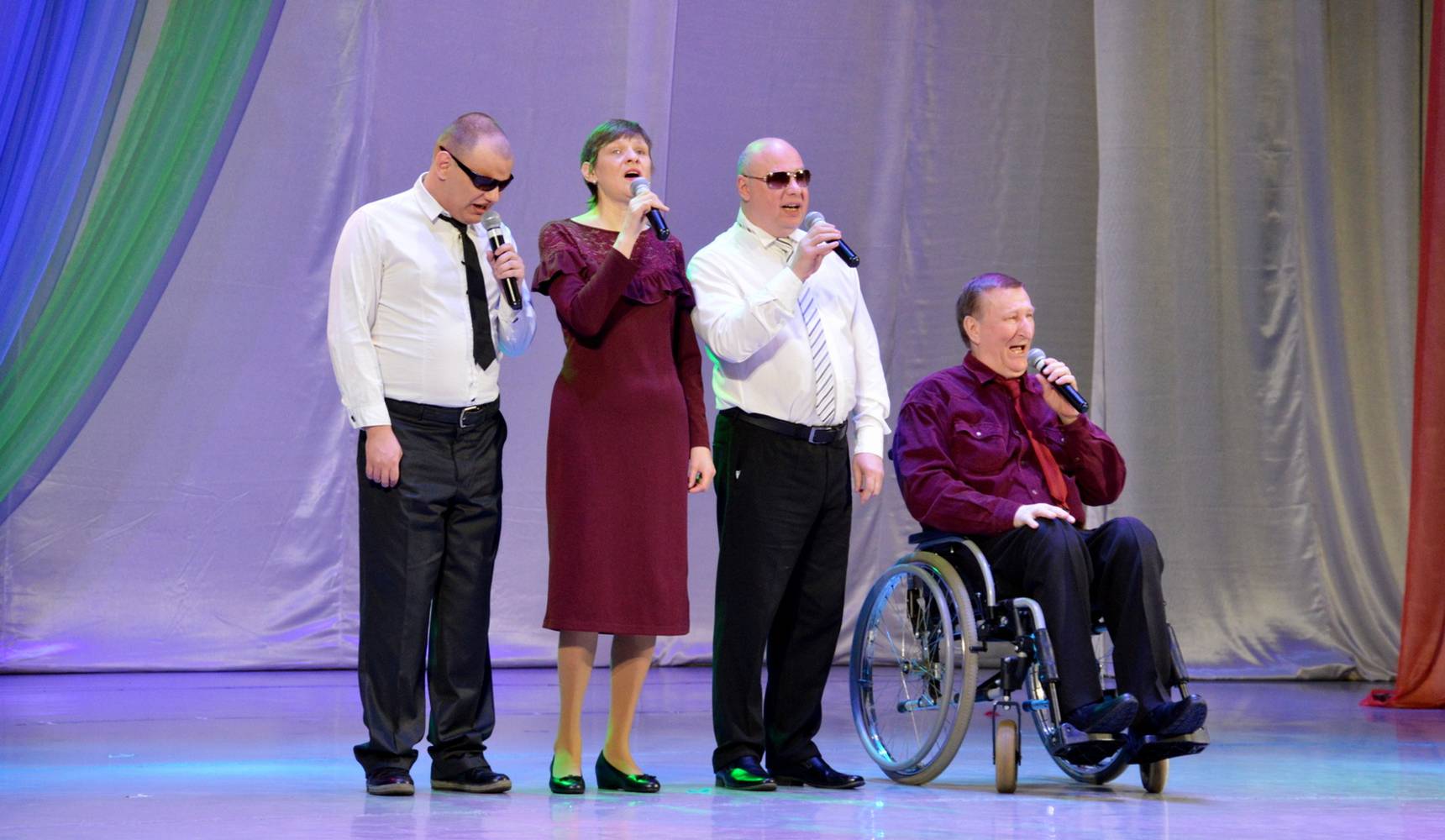 Хомус и танцы на колясках