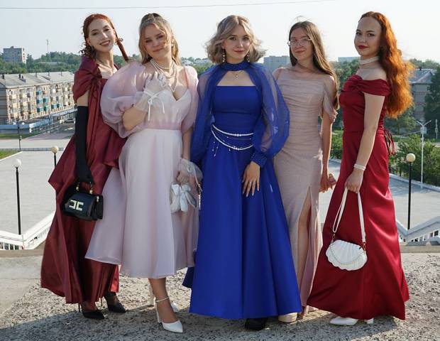 Яркий старт во взрослую жизнь Яркий старт во взрослую жизнь