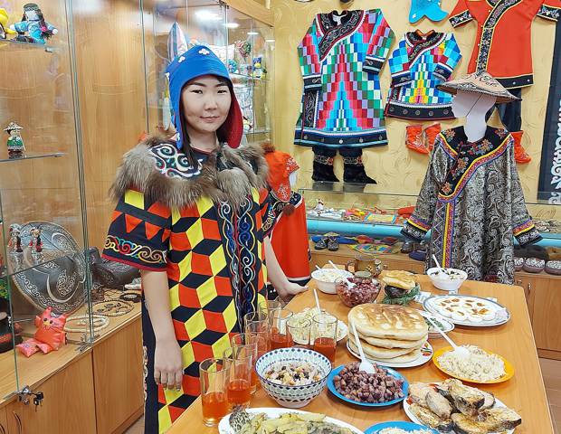 Встреча сородичей