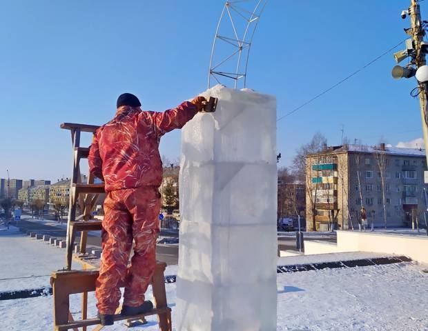 Бензопилой и шеркалкой Бензопилой и шеркалкой