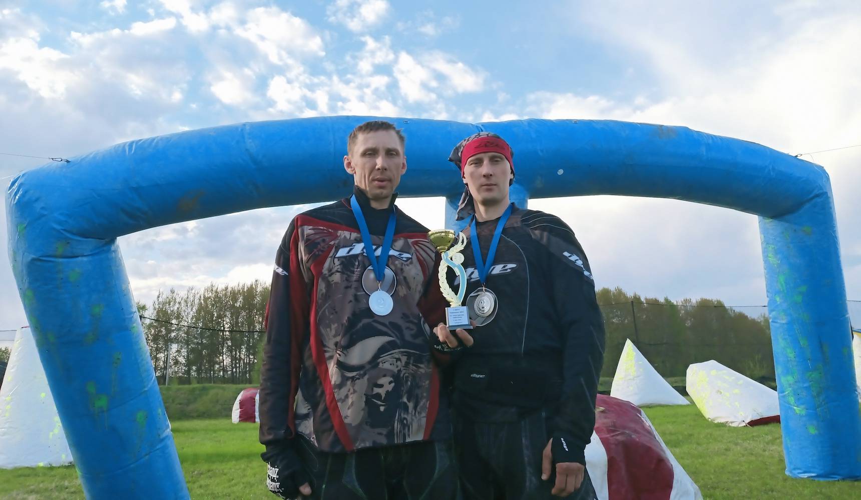 Амурчане завоевали серебро чемпионата Дальнего Востока по спортивному пейнтболу Амурчане завоевали серебро чемпионата Дальнего Востока по спортивному пейнтболу