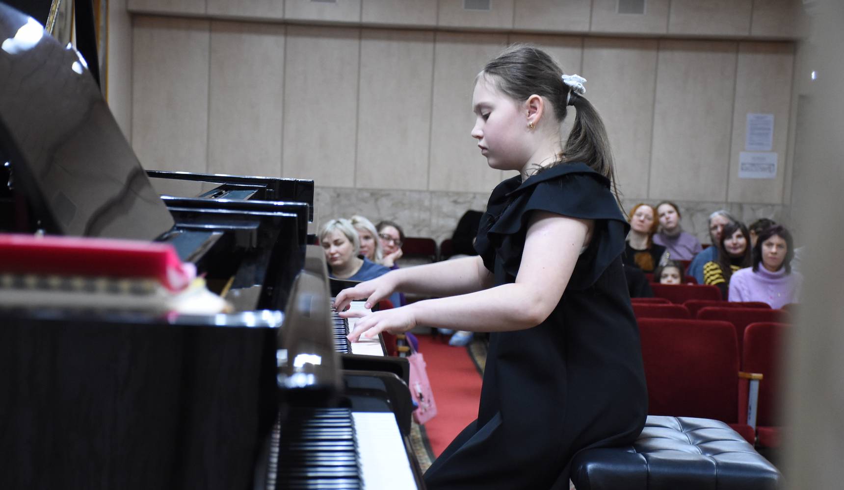 Конкурс юных виртуозов