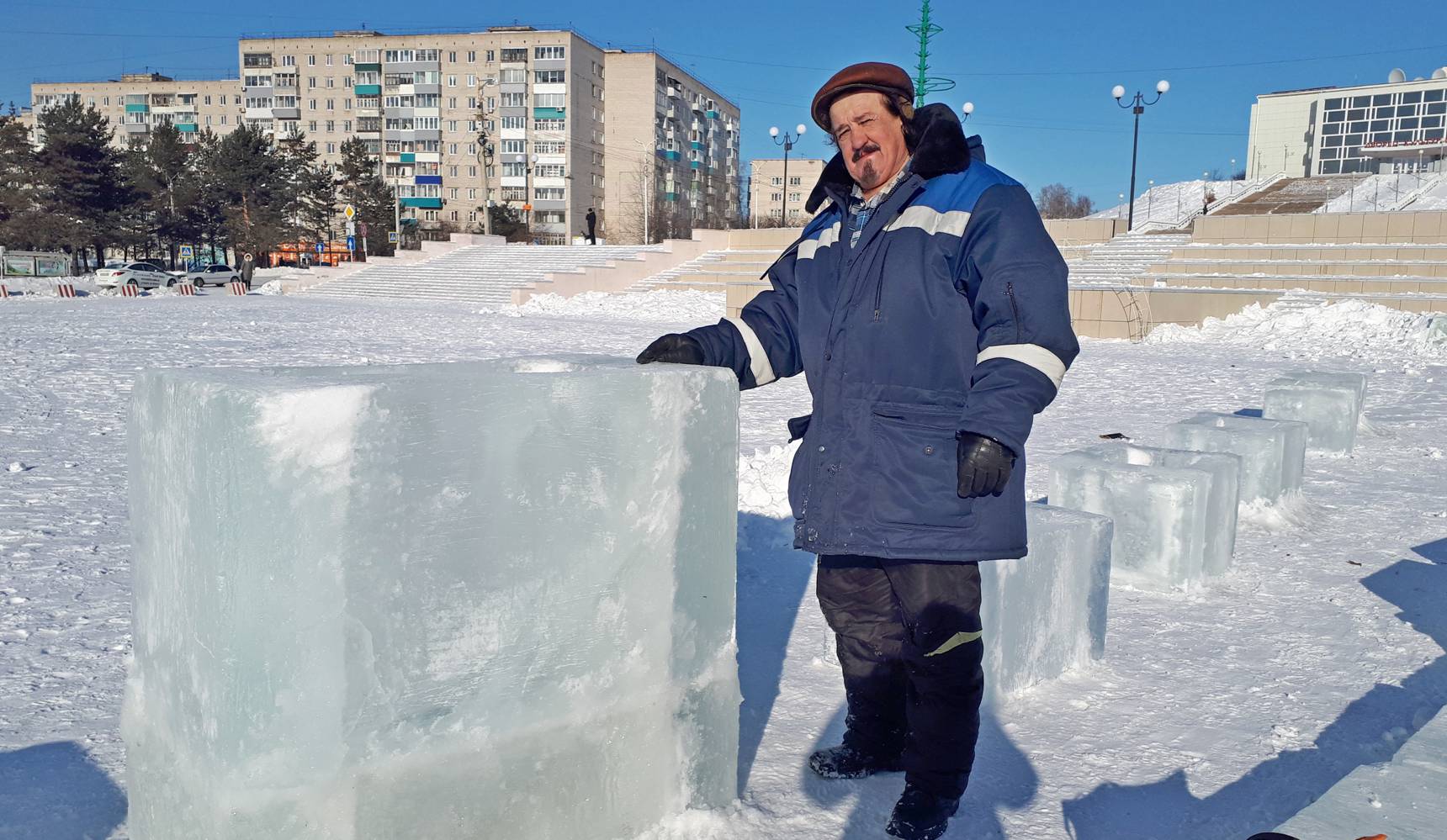 Амурск готовится к новогодним праздникам