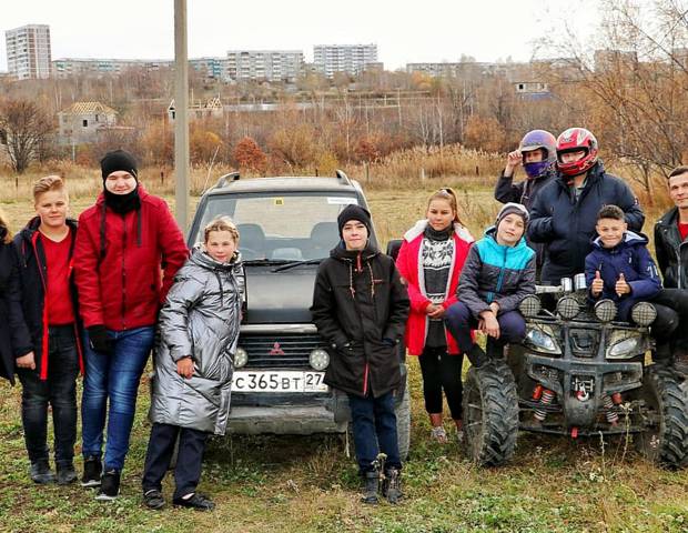 Автомобильный внедорожный клуб «4 х 4» Автомобильный внедорожный клуб «4 х 4»