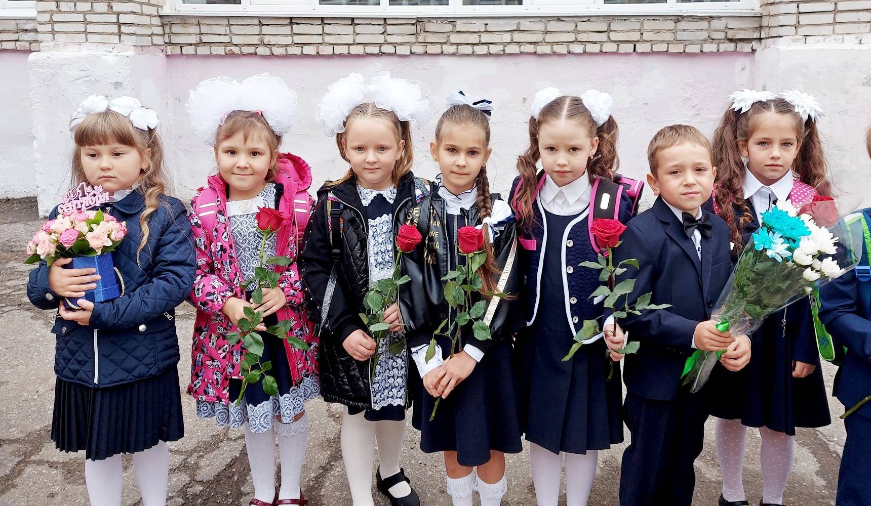 Слобода первоклассники. Школа 1 Амурск. Школа 3 Амурск 2019. Город Амурск школа 7 2018. Олимпиады в Амурске Хабаровский край 2022 школа 9.