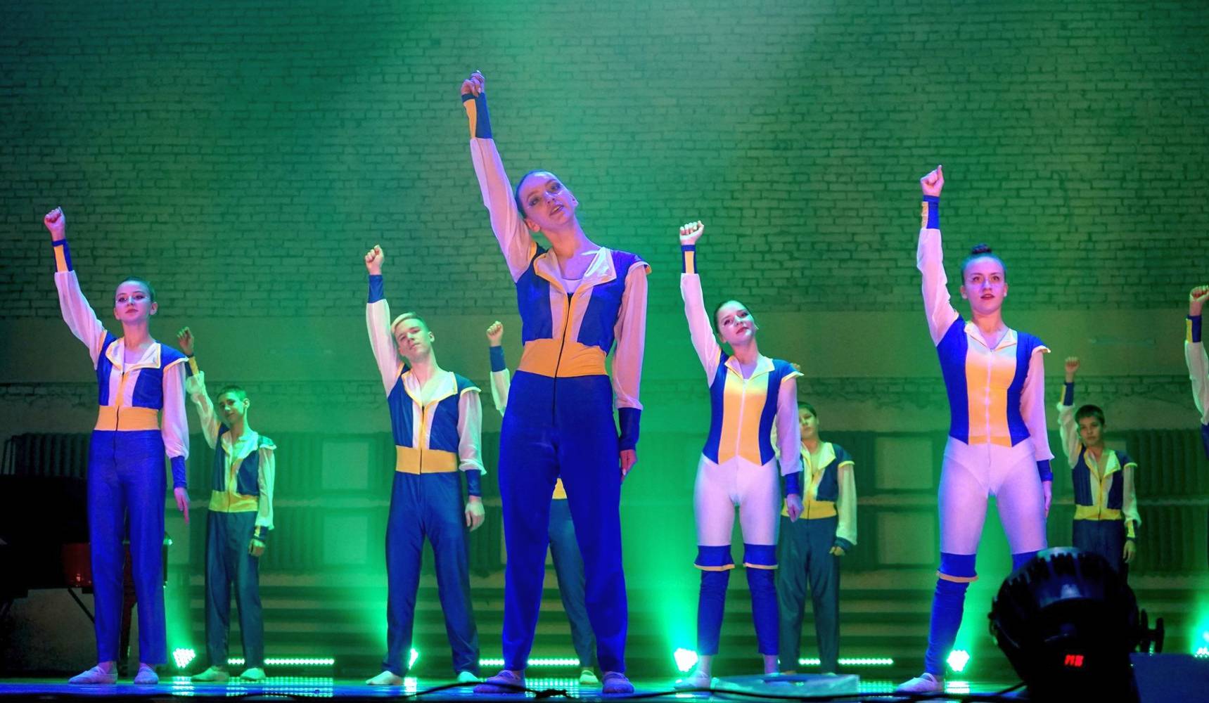 Вверх по творческой «Лестнице»