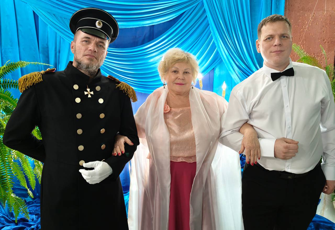 Бал в честь адмирала