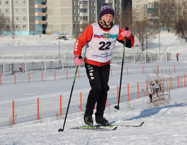 Новогодняя лыжная гонка