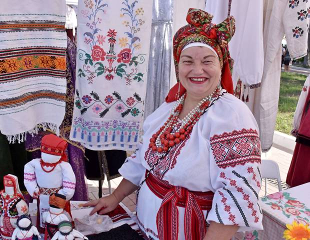 Многонациональная палитра