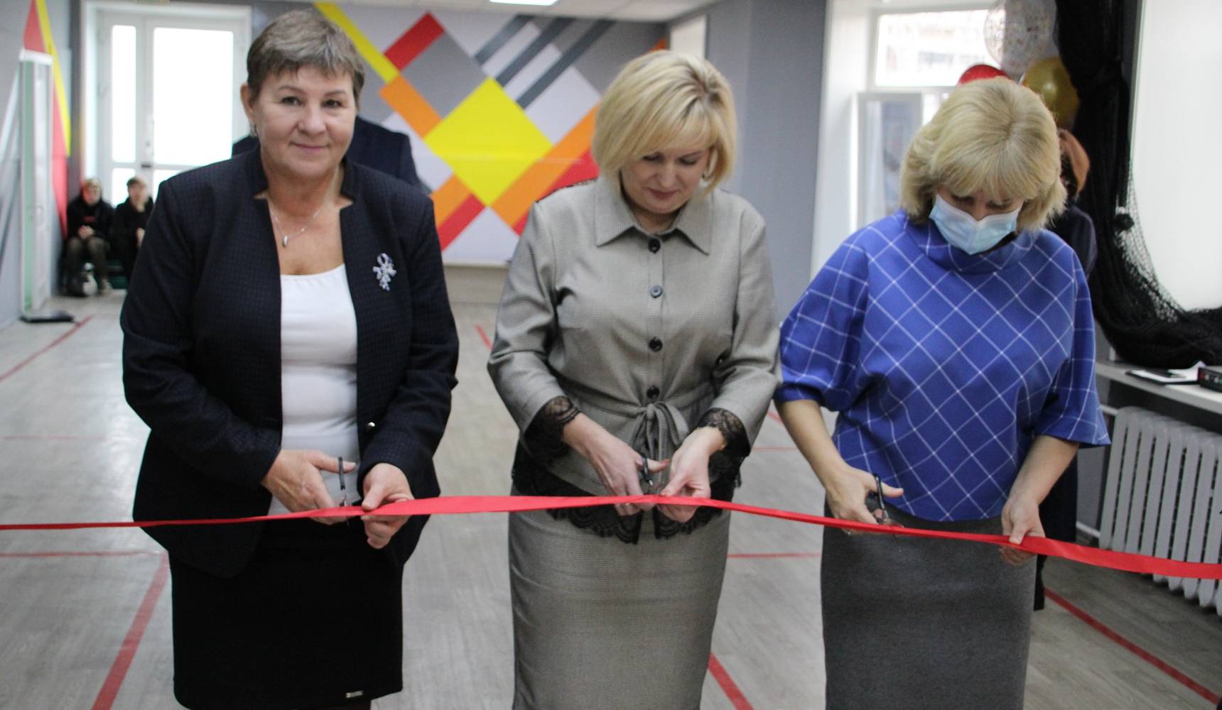 С новым залом!