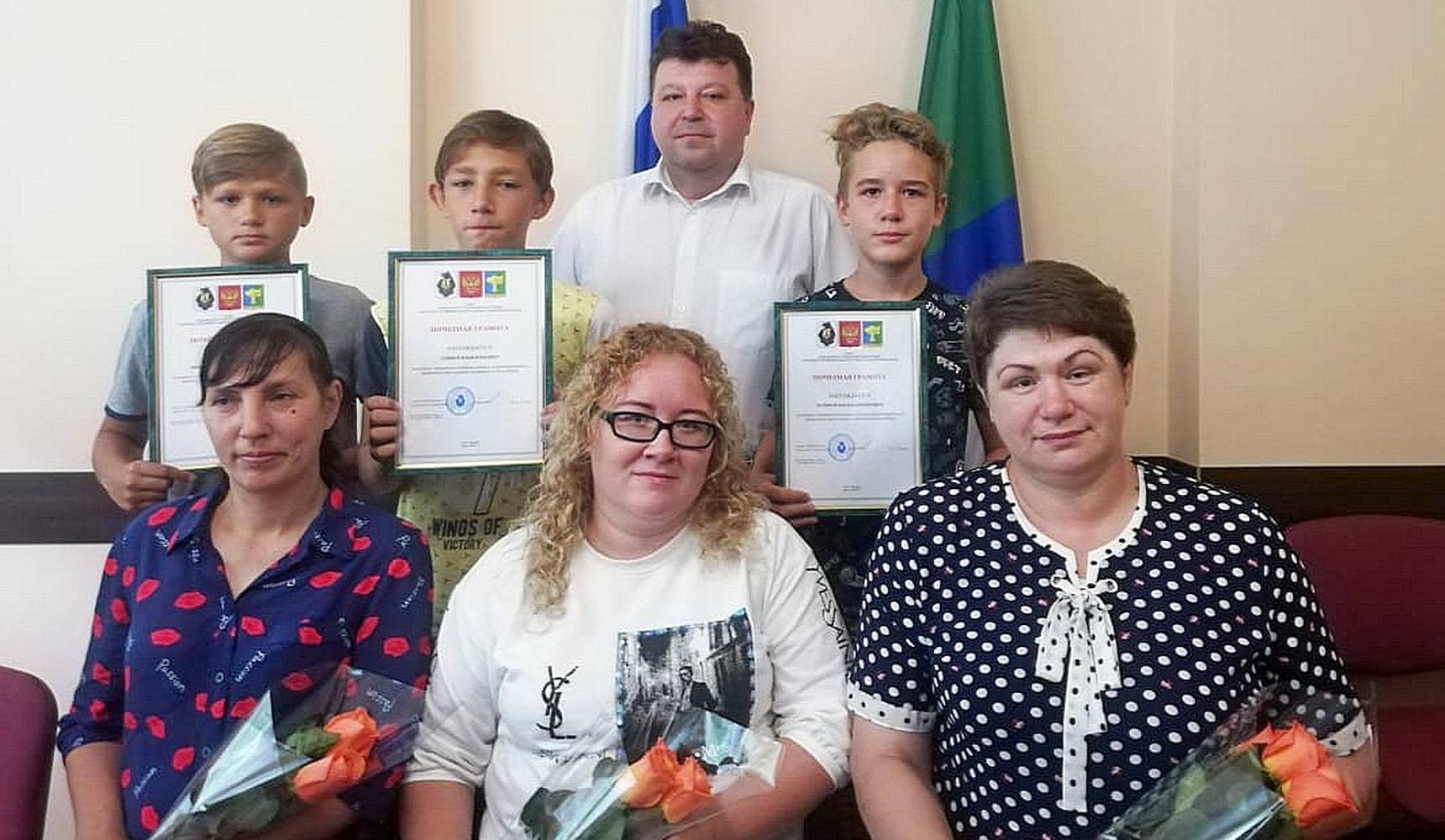 В Эльбане трое подростков и женщина спасли жизнь ребенку В Эльбане трое подростков и женщина спасли жизнь ребенку